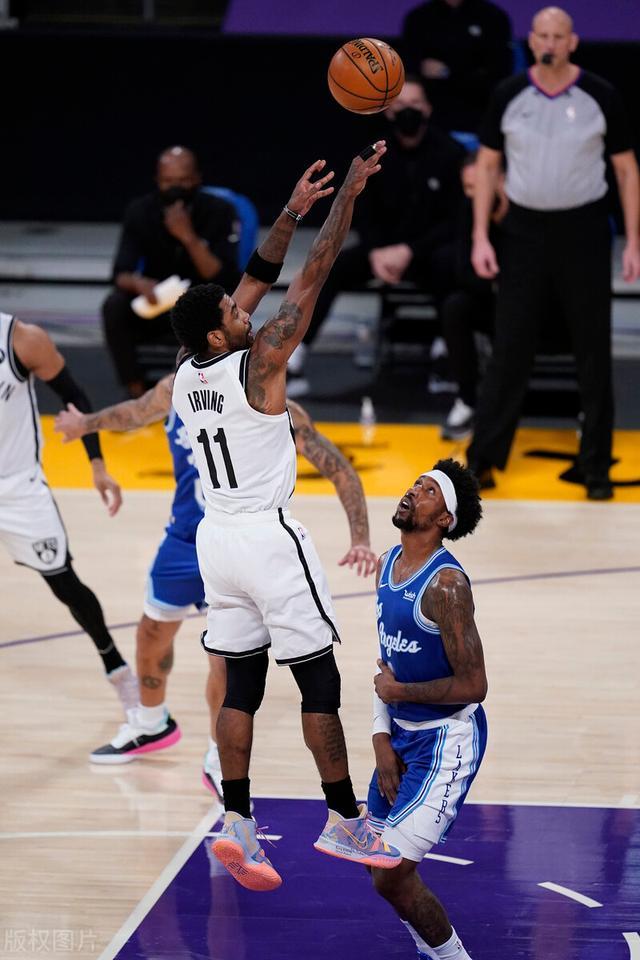 包含萨拉赫关键节点比分优势明显，湖人带队取胜！的词条