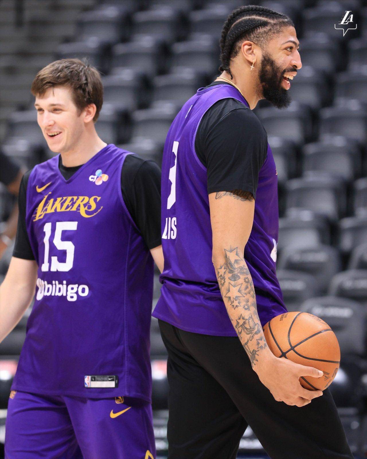 竞博电竞- 浓眉哥突破集锦 