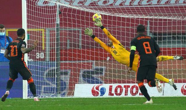 竞博电竞-莱万多夫斯基遭遇五连败，独行侠教练面临压力！的简单介绍