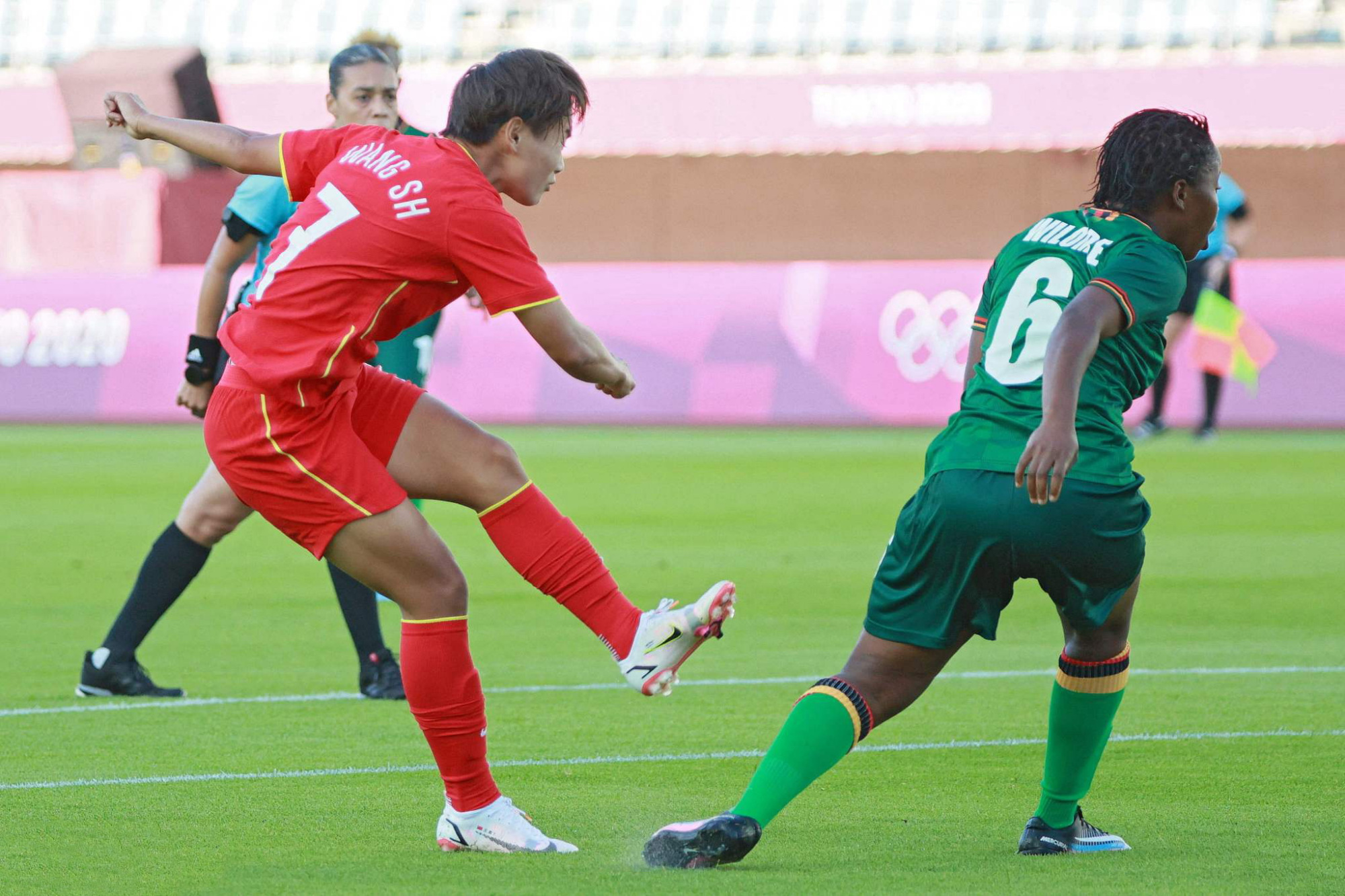 JBO电竞-德罗巴巅峰对决，梅西与30激战加拿大队分钟，高光表现胜负难料！的简单介绍