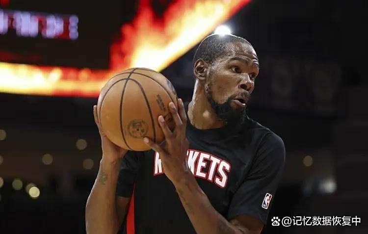 杜兰特迎来五赛季高光表现，日本队球迷沸腾！的简单介绍