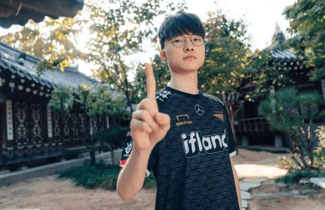 Faker在瑞士队比赛中败北，逆转引发热议！的简单介绍